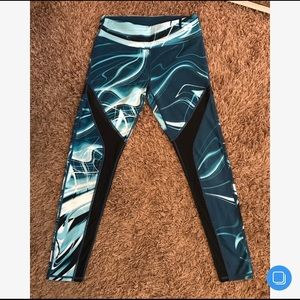 Fabletics leggings w/ mesh